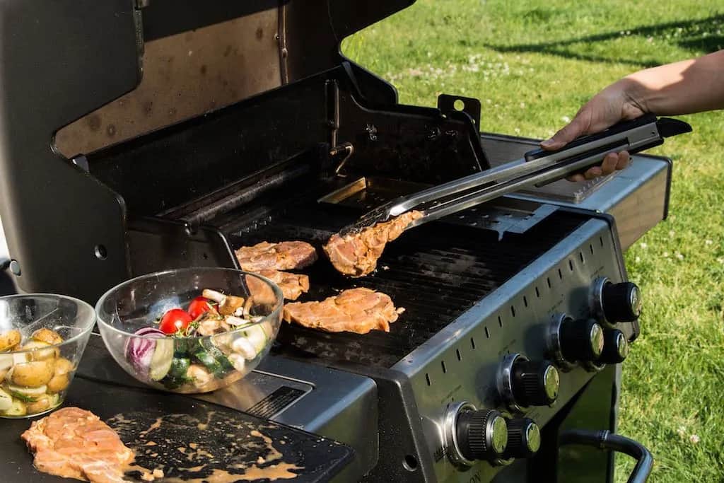 Jak zamarynować karczek na grilla, aby uzyskać wyjątkowy smak